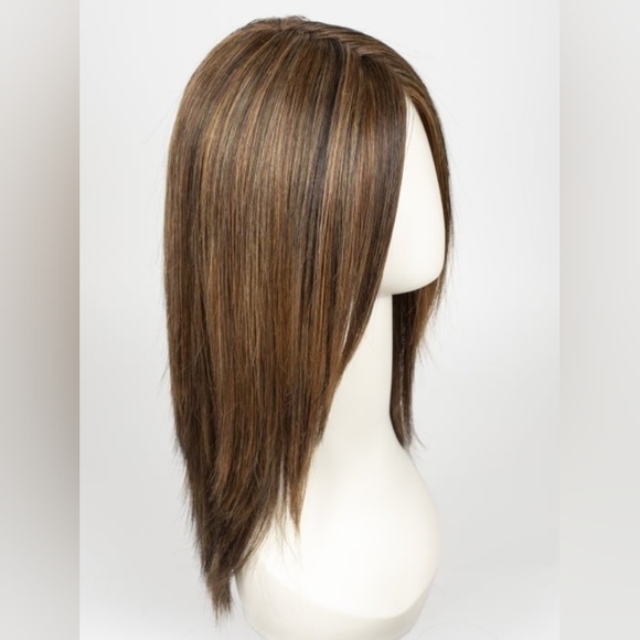 Well Played Raquel Welch Heat Friendly Synthetic Lace Front Wig (Mono Part) - Picture 2 of 16